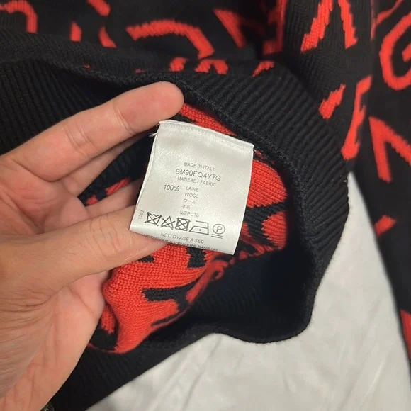 Givenchy - Picture 3 of 4